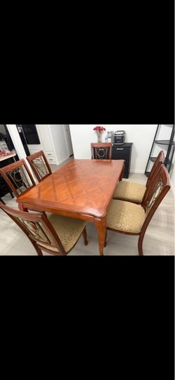 Wood table & chairs