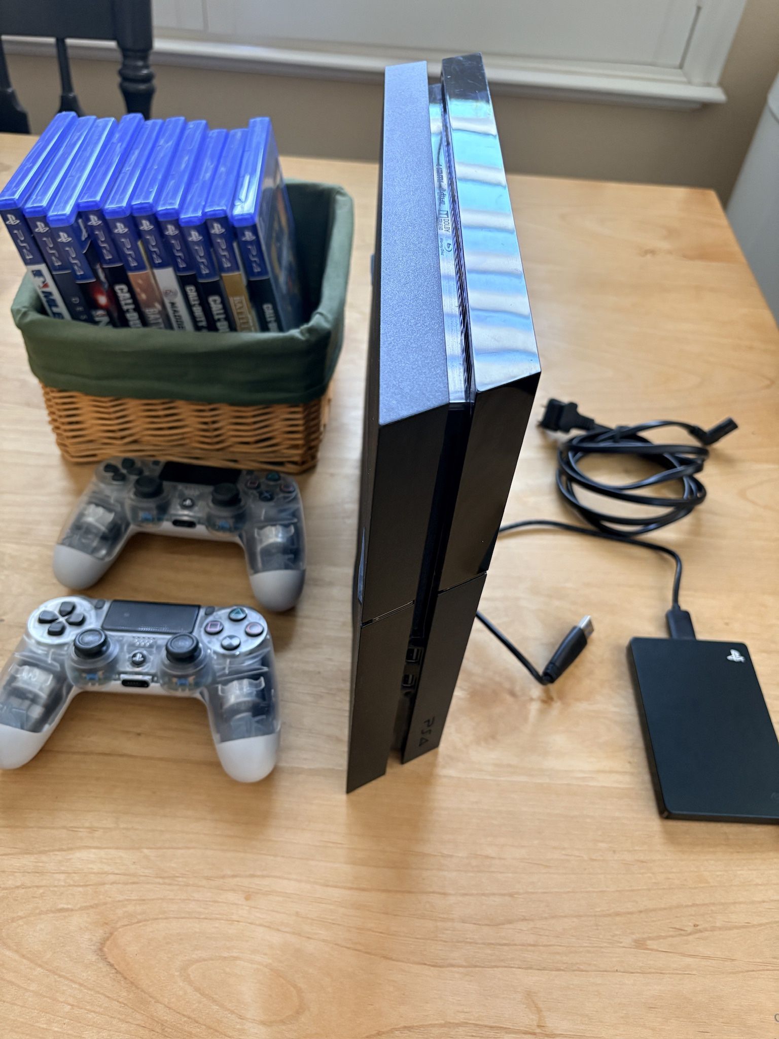 PS4 Console BUNDLE