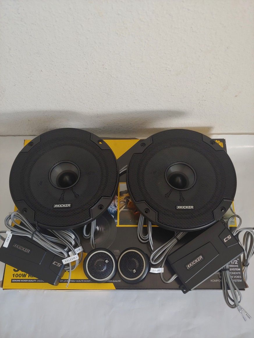 KICKER 1 PAIR 6.5" 300 WATTS COMPONENT SET WITH CROSSOVER CAR SPEAKER ( BRAND NEW PRICE IS LOWEST INSTALL NOT AVAILABLE )