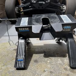 Reese 5th Wheel Hitch