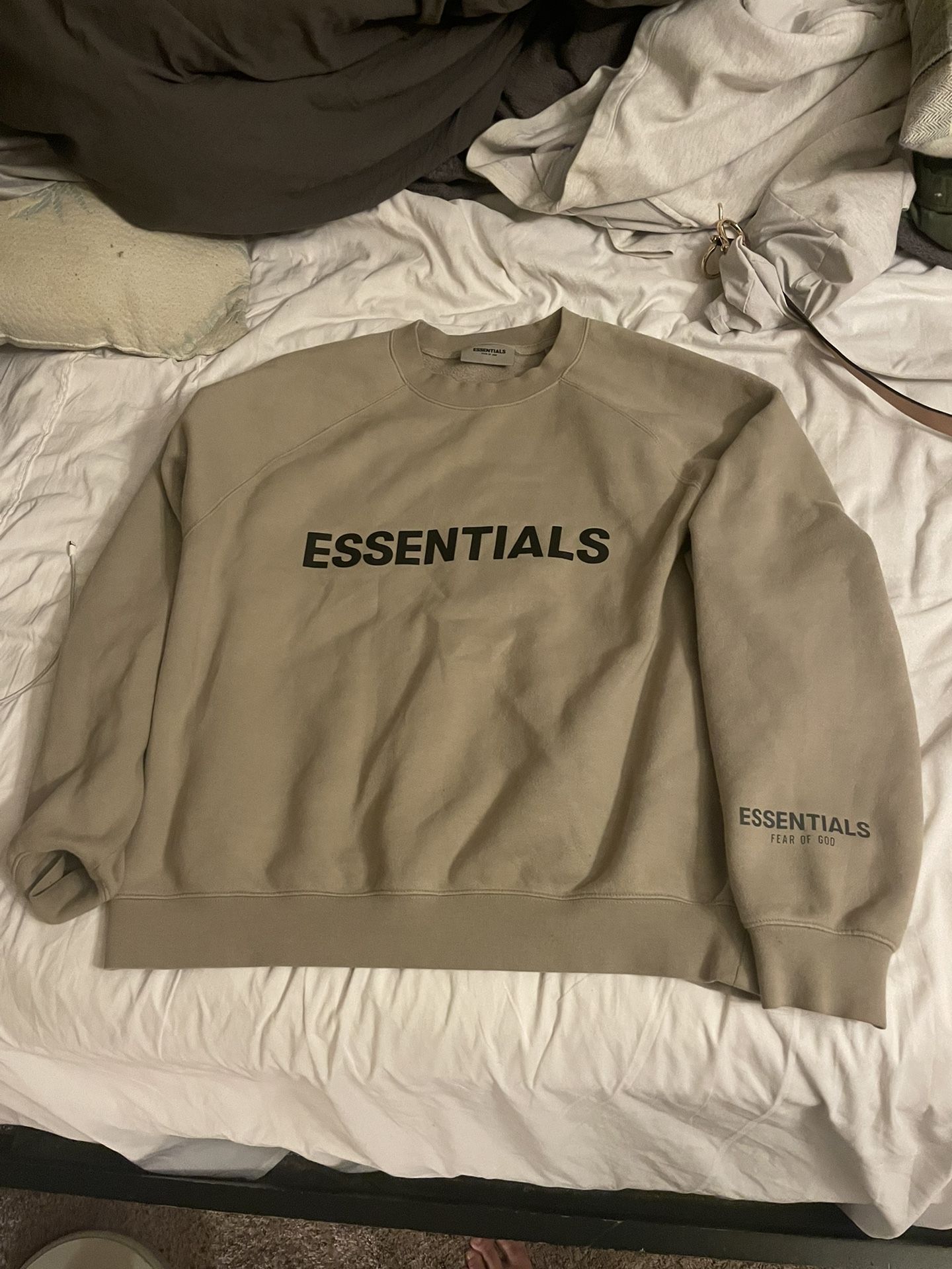 Essentials Crewneck