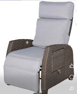 New Outdoor Wicker Reclining Chair with Cushions and Fold-Out Side Table