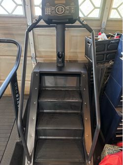 Signature fitness stairmaster