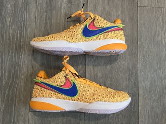 Nike LeBron 20 Men’s Size 11 Basketball Shoes