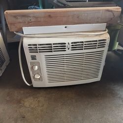 Kenmore AC Window BTU 5000