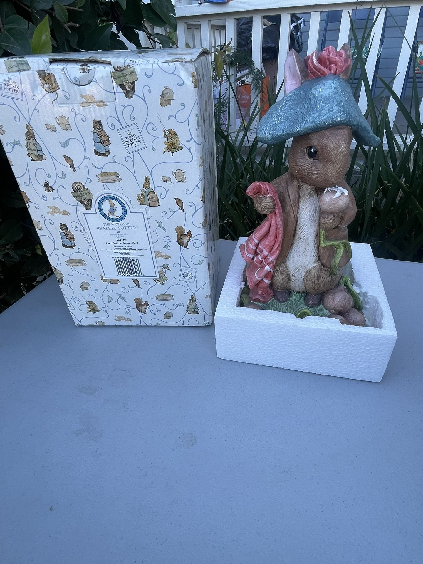 Beatrix Potter by Border Fine Arts – Figurine model 639362 – Excellent Condition”