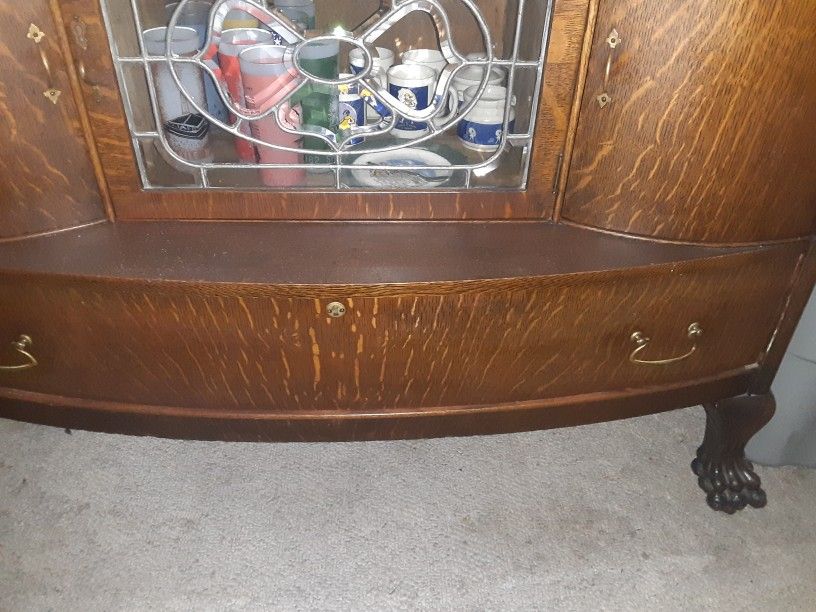 BEAUTIFUL ANTIQUE BUFFET