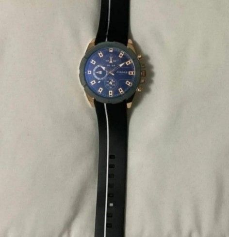 Classic Black Wristwatch