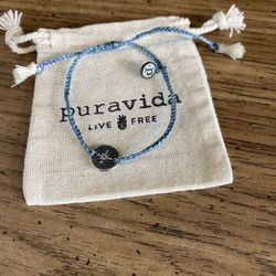 HTF Pura Vida compass bracelet