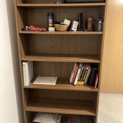 Bookcase /  Shelves like new