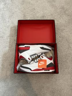 Jordan 3 Fire Red Size 10