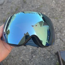 Oakley flight deck M