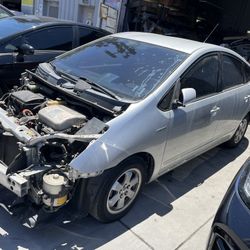 Toyota Prius 2004-2009 For Parts