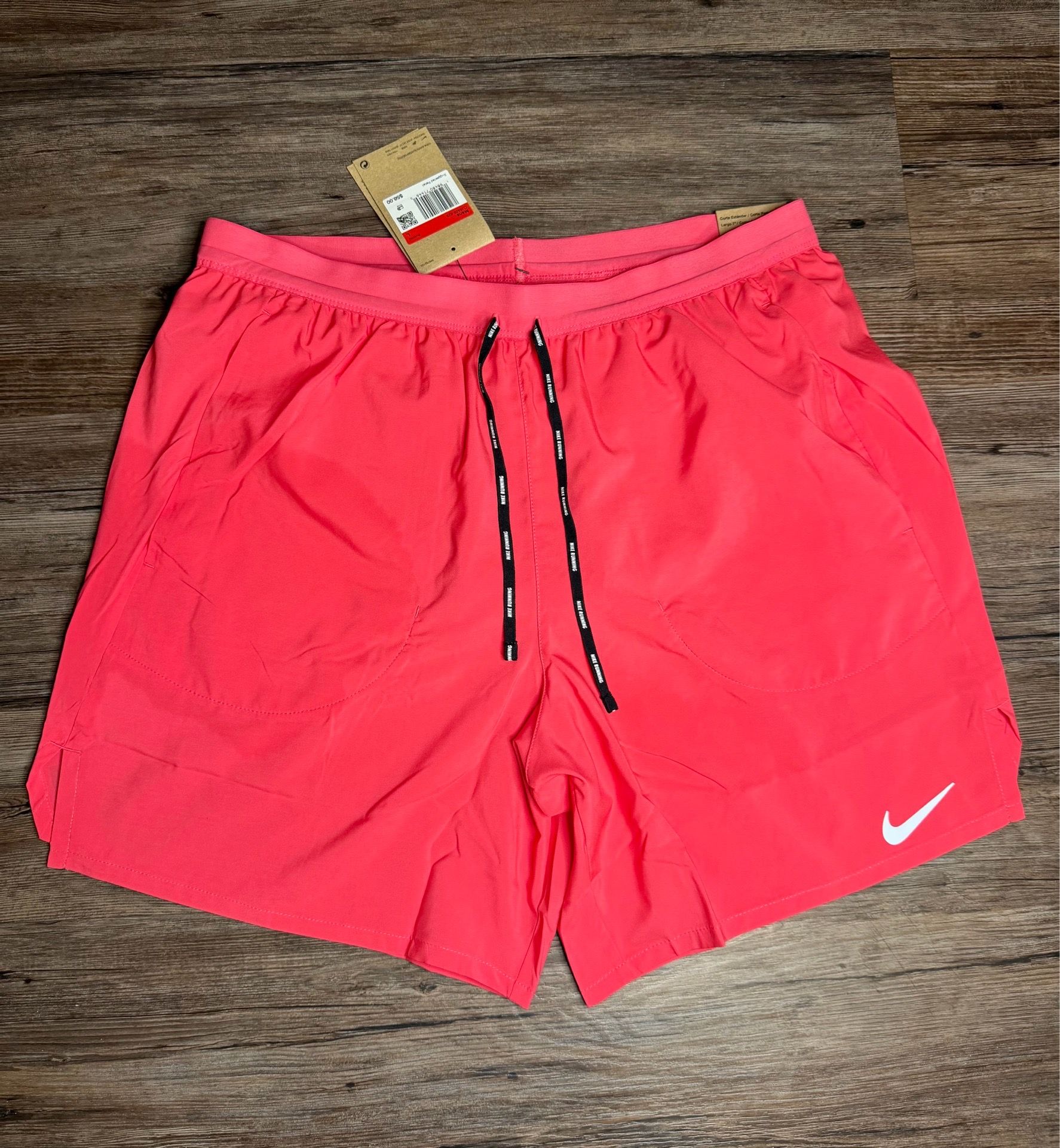 Nike running shorts size L