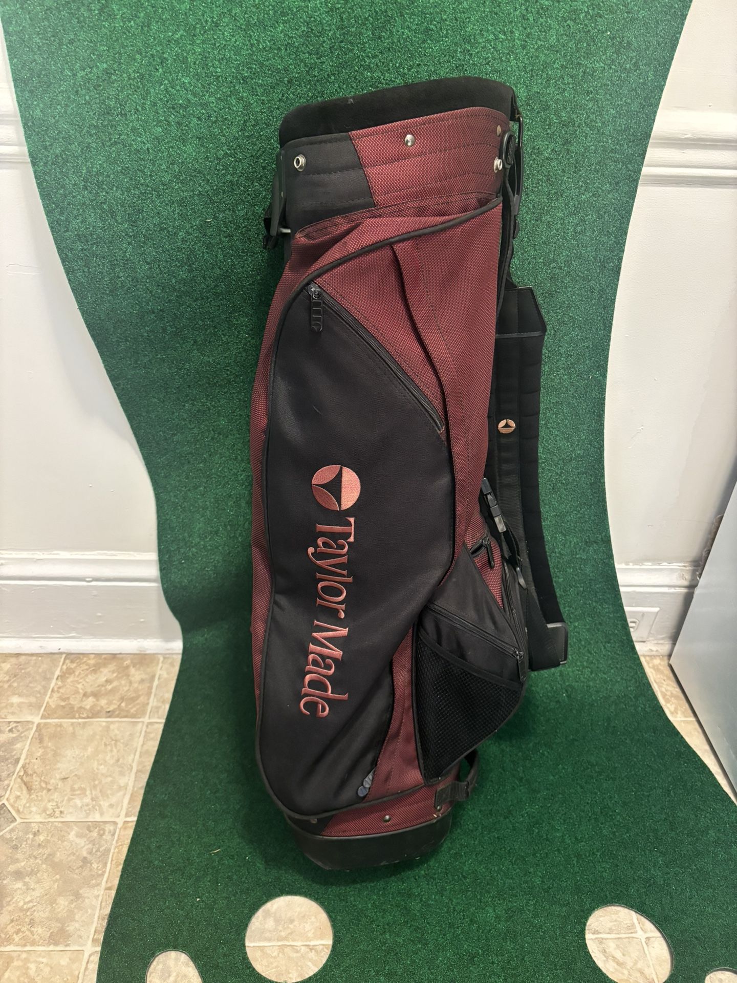 Vintage TaylorMade Firesole 'Find Your Game' Golf Bag 4 Way Lightweight
