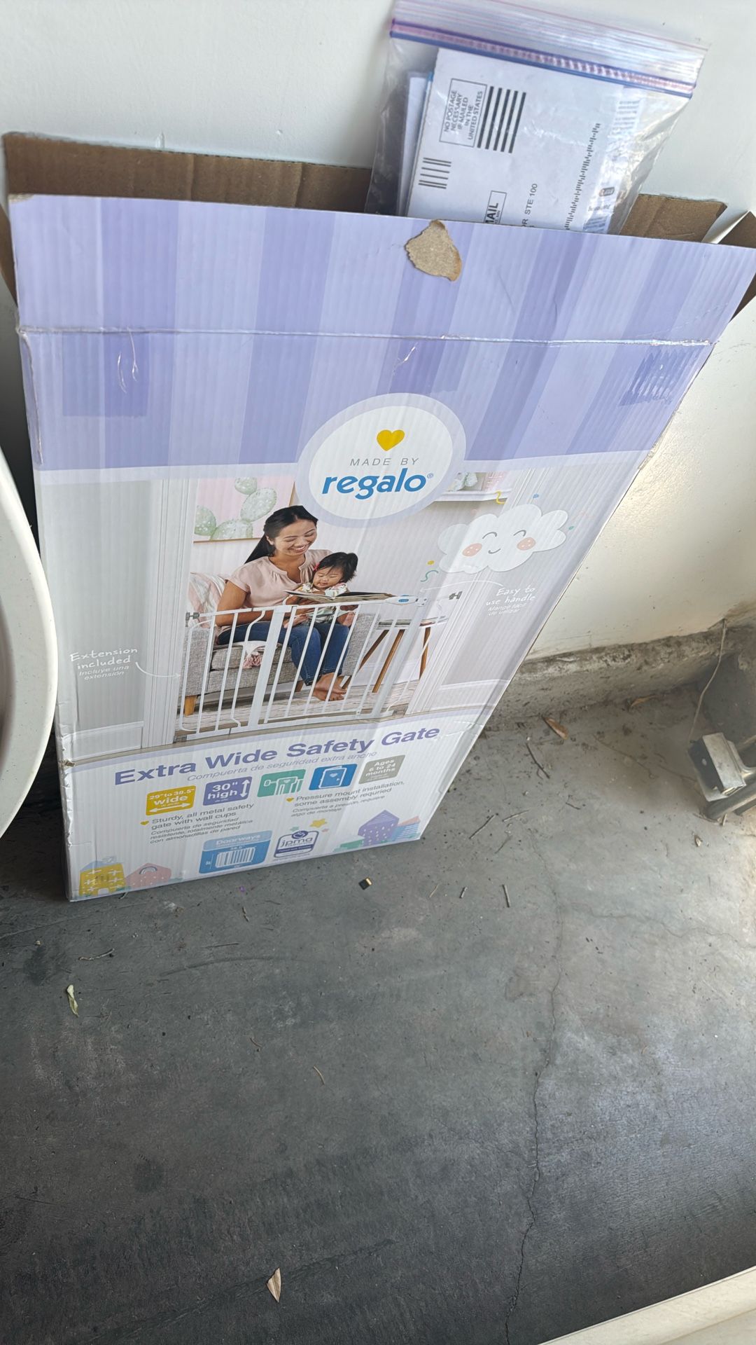 Baby gate