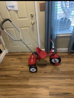 Radio Flyer Steer And Stroll Trike