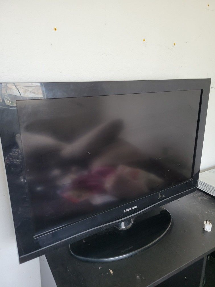 Samsung 32" Tv