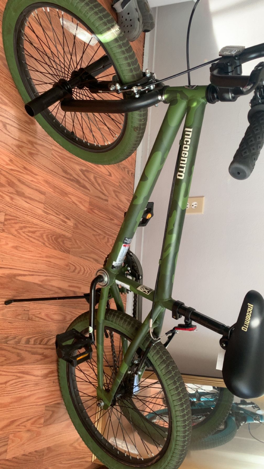 2 Bikes 60$ Apiece Pick Up Ready Barely Used 
