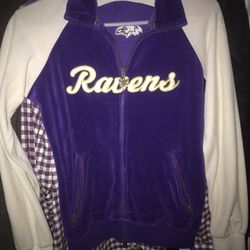 Like New Medium Women’s In Bordered Zip Up Jacket Only $35