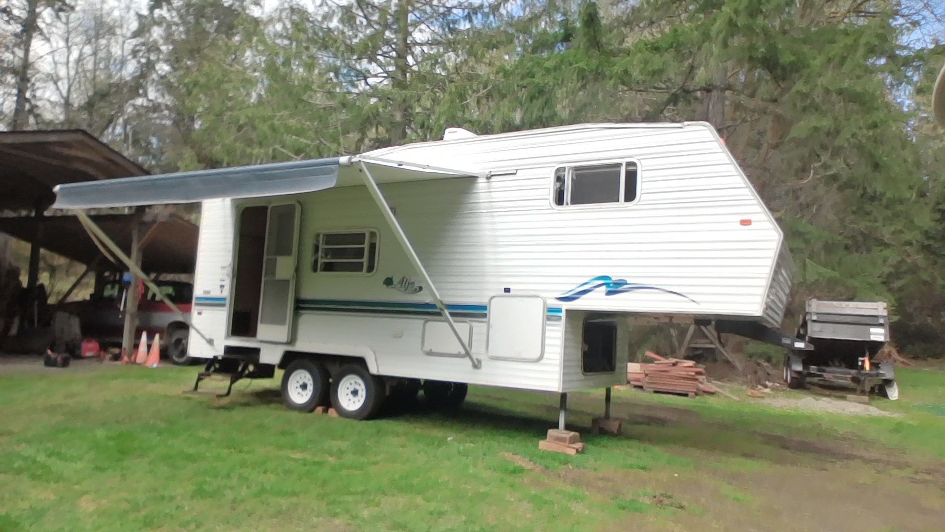 Aljo Fifth Wheel 2000 24”