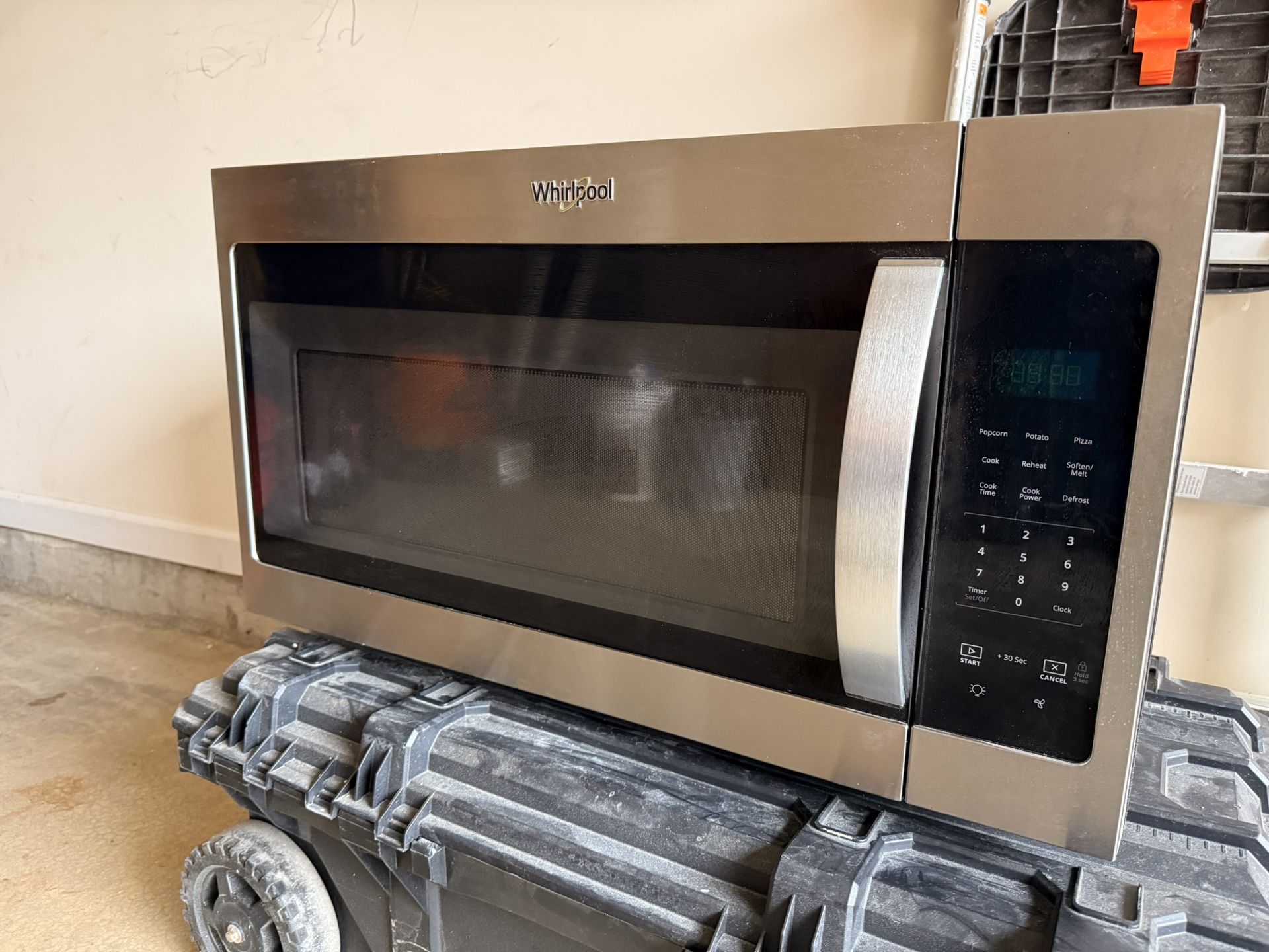 Whirlpool Microwave / $200