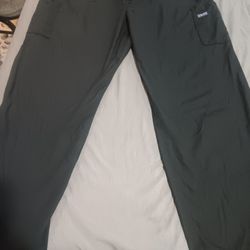 Woman's Pants/Scrubs