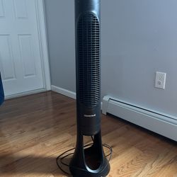 Honeywell Oscillating Tower Fan