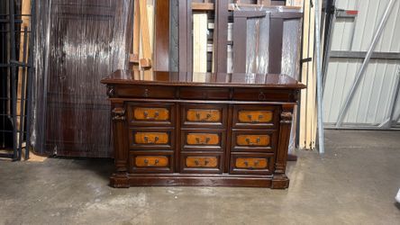Dresser $180