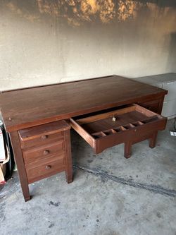 **FREE** SOLID WOOD DESK
