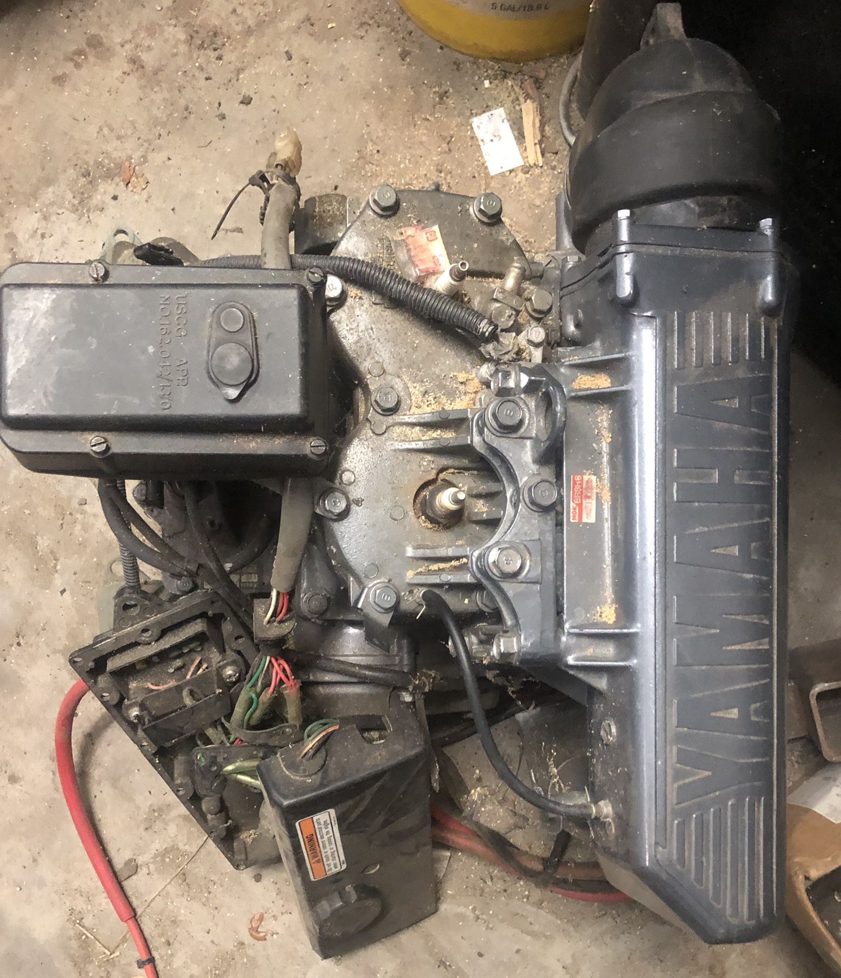 Two Yamaha jet skis and extra engine for Sale in Plant City, FL OfferUp