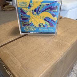 UV Protected Strong Magnet Clear Acrylic Case w/ Magnetic Lid for Pokemon Elite Trainer Box (ETB)