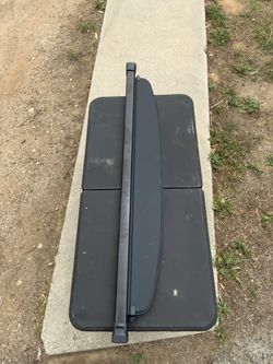 Toyota RAV4 Tonneau Cover OEM