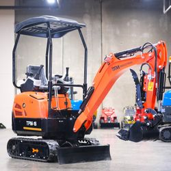 NEW | Briggs & Stratton Gas • TPM-16 Mini Excavator • Great for Tight Spaces 