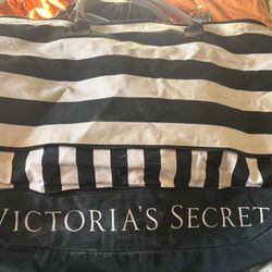 Victoria Secret Traveler Bag