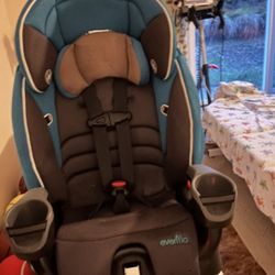 Evenflo Maestro Booster Car Seat Thunder