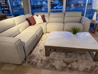 Large L-Shaped Sectional Sofa in Light Gray ( Modern Home Furniture)