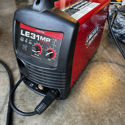 Lincoln Electric Multiprocess Welder LE31MP