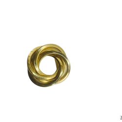 Brooch 