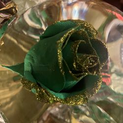 Forever Green ROSE Glass Water Globe