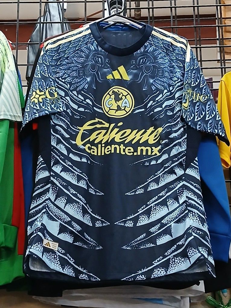 DEPORTES USA (SOCCER) SPORTS STORE