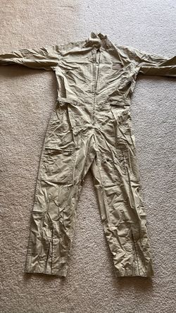 Pilot’s Outfit With Hat