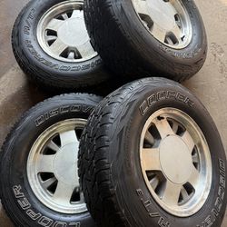 5x127- CHEVY RIMS - MATCHING SET - JUEGO COMPLETO - 15” RINES