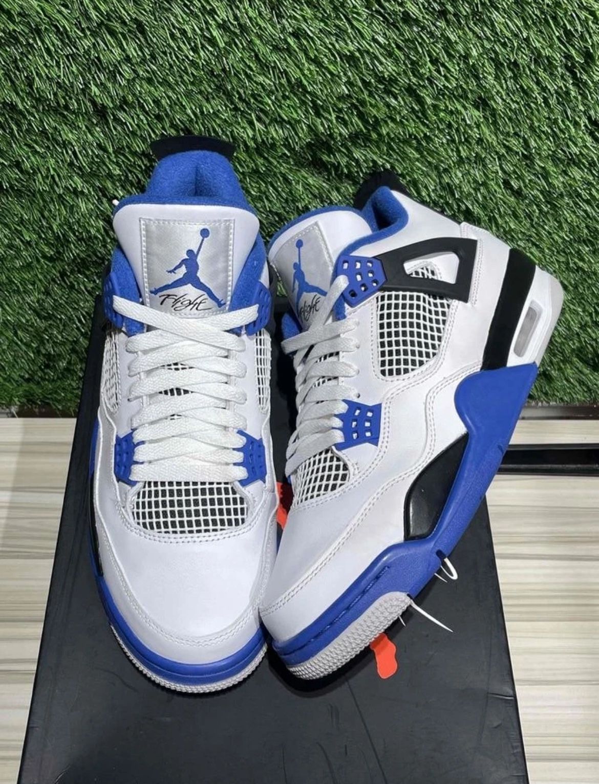Jordan 4 Motorsport