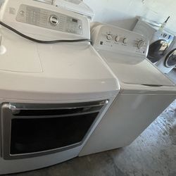 Kenmore Washer Dryer Set Like New! On Sale!!
