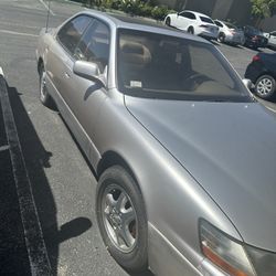 Lexus 1995 ES 300