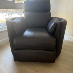 Reclining Swivel Chair