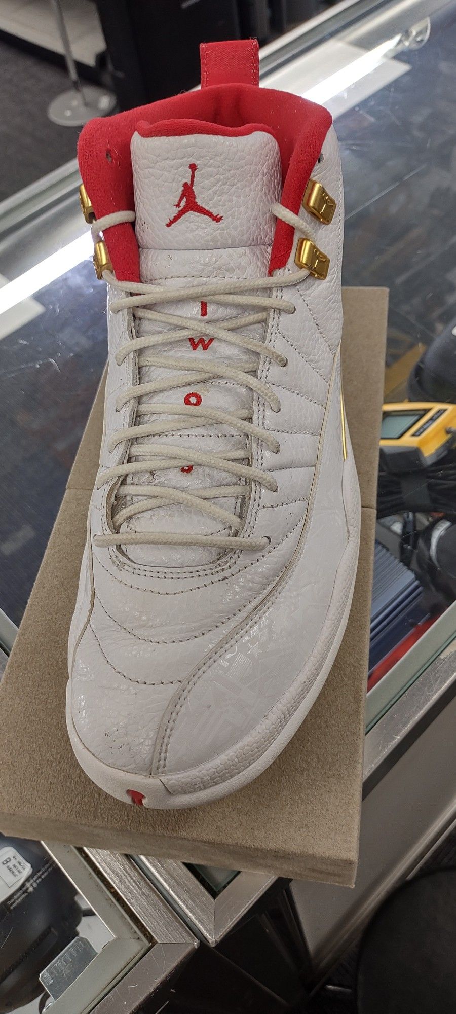 Fiba Jordan's 12