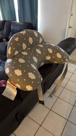 Breast feeding pillow