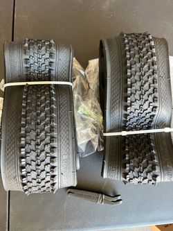 New set Bicycle tires 24